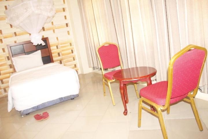 Rwizi View Hotel Mbarara Exterior photo